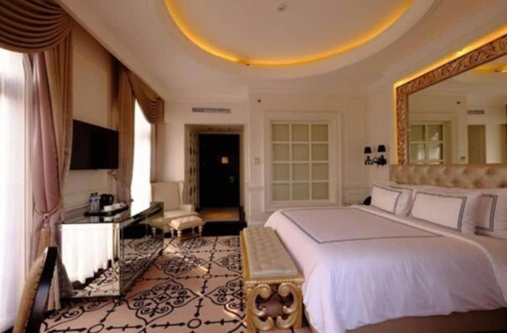 Lafayette Boutique Hotel Kejayan Exterior foto